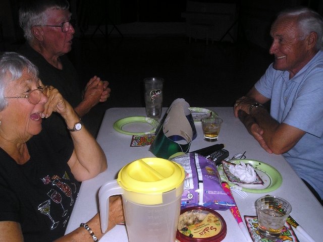 New Years Eve at Gulf to Bay <br> Photos by Ivamae Janes - Slide 7