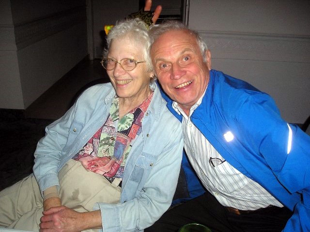 New Years Eve at Gulf to Bay <br> Photos by Ivamae Janes - Slide 9