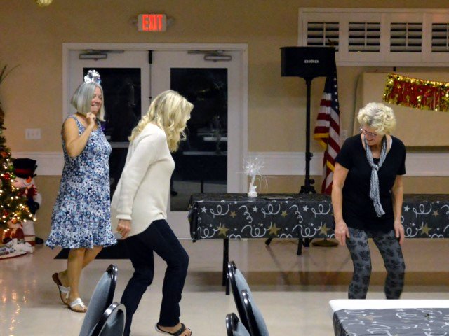 New Years Eve 2018 - Slide 19