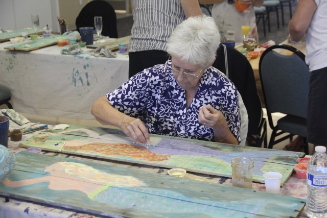 Pallet Painting Party - Slide 13