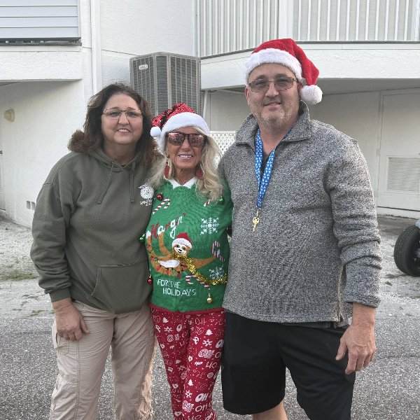 Christmas Eve 2025 Photos by Kay Fish- Slide 14